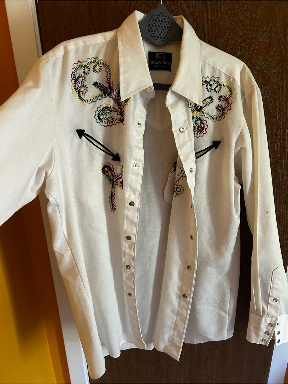 Vintage Sears White Western Embroidered Snap-Front Shirt